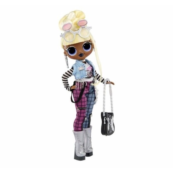 LOL Surprise OMG Melrose Doll Play & Style With 20 Surprises Free Shippi…